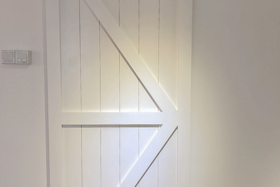 White Arrow Barn Door